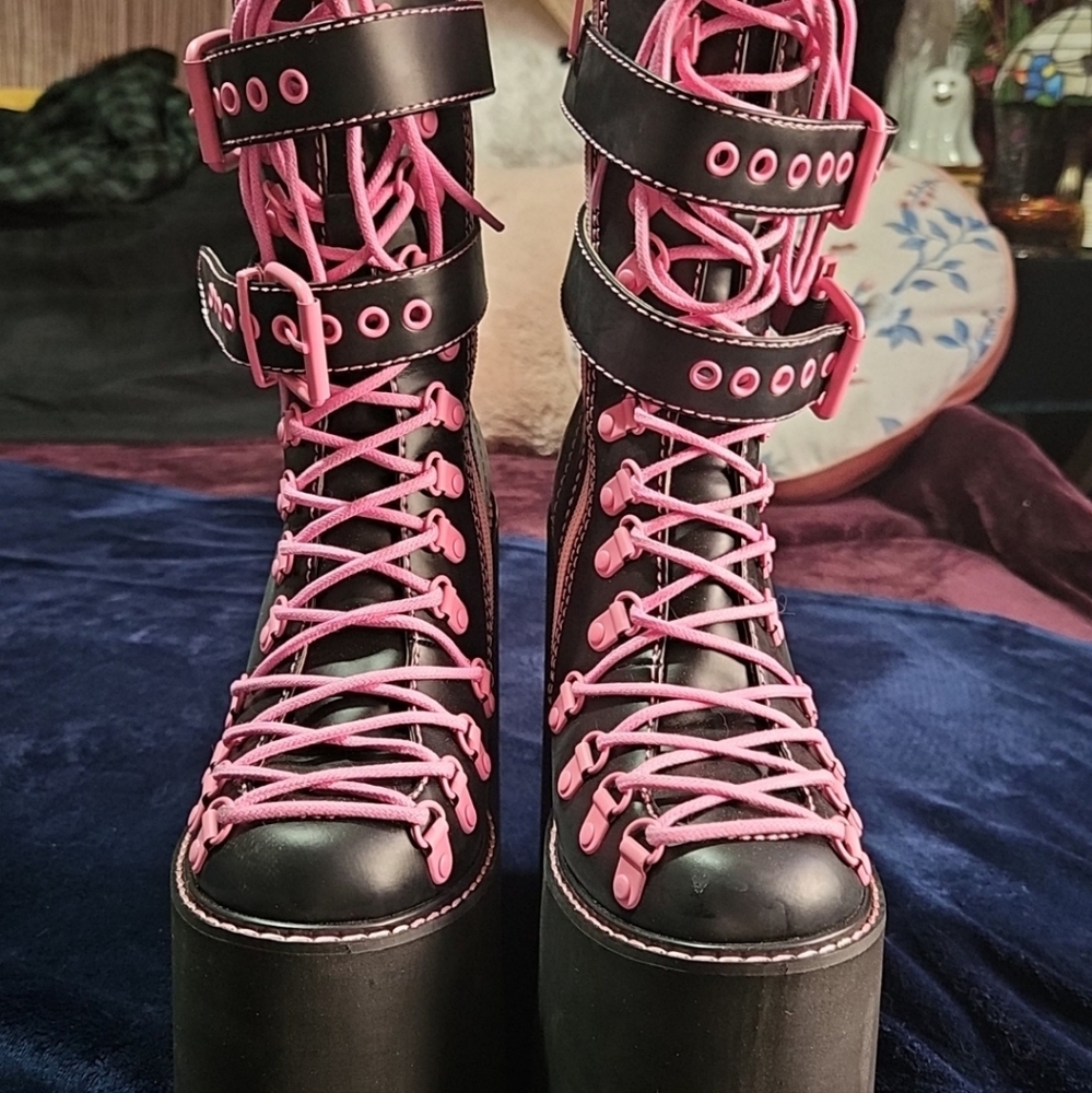 Hot Double Stacked Traitor Boots